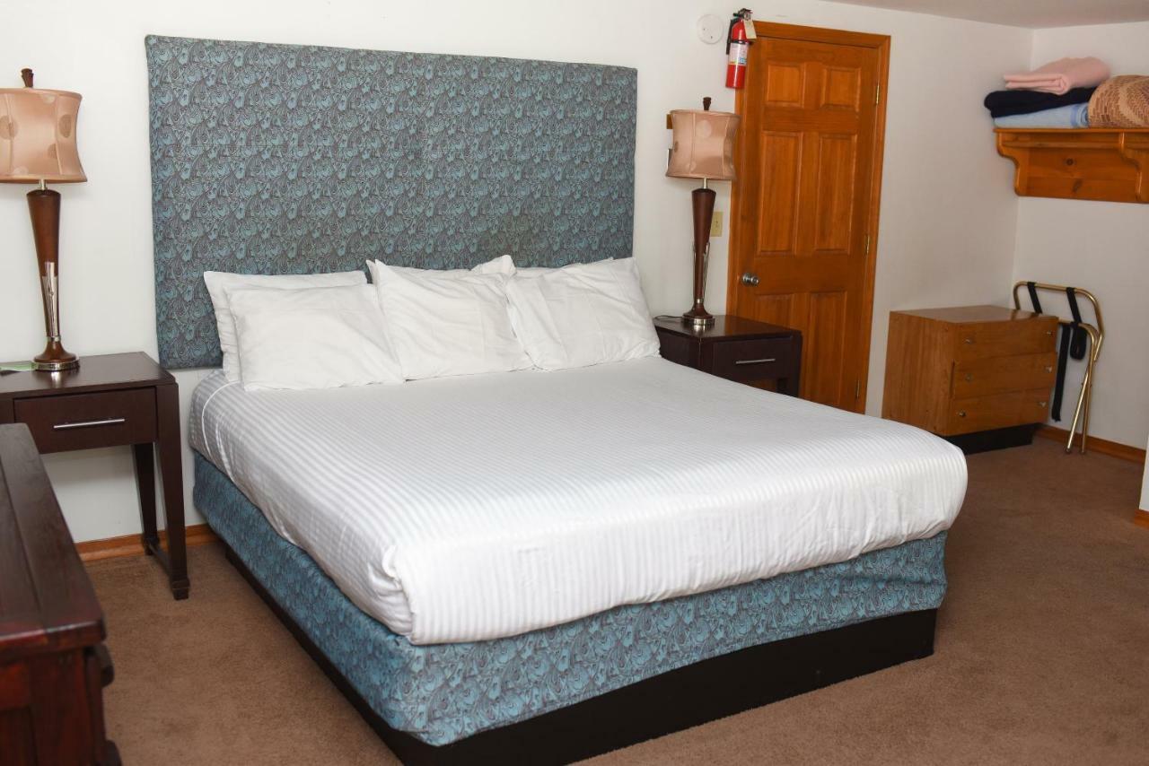 Chestnut Grove Family Resort Mount Pocono Exterior foto