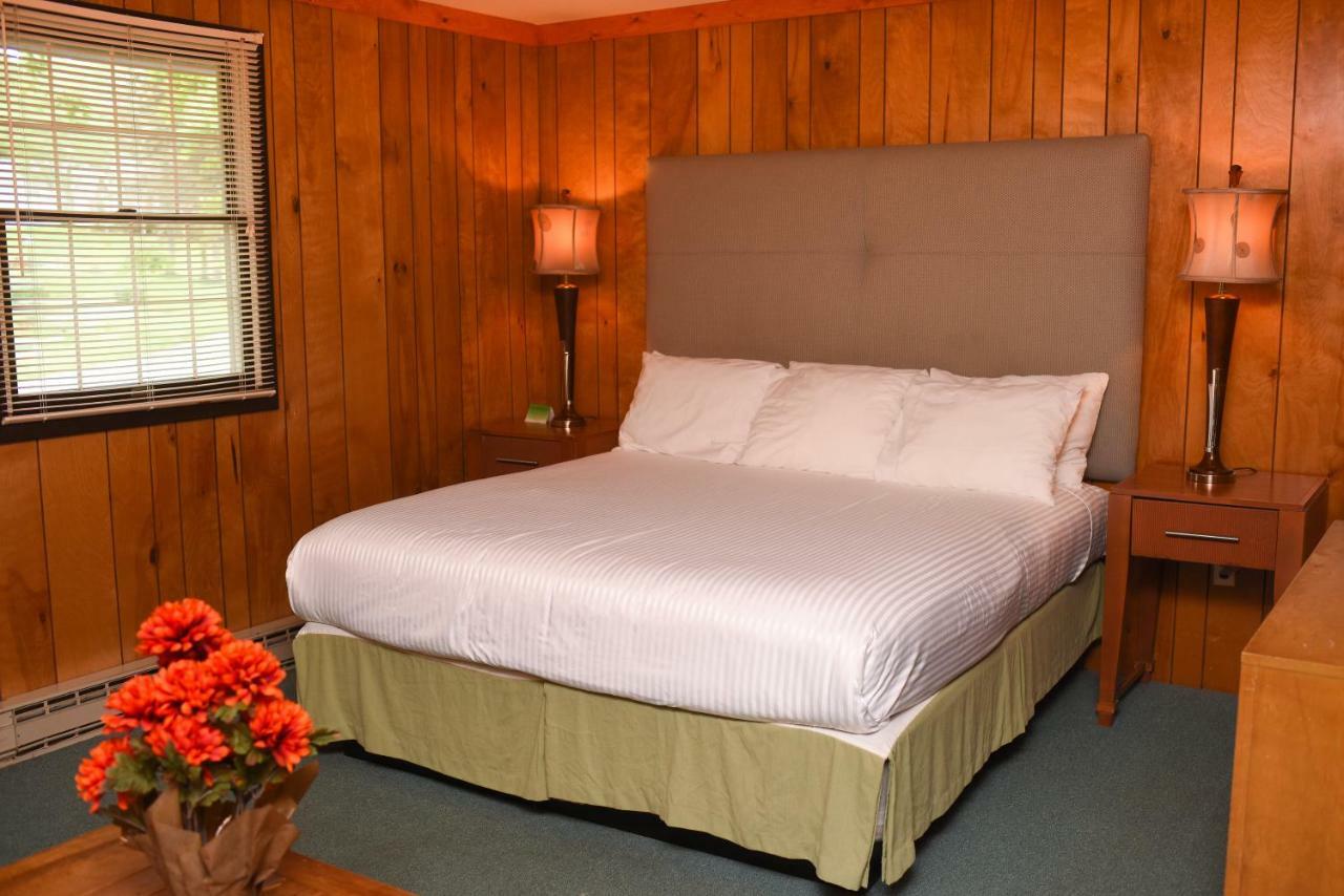 Chestnut Grove Family Resort Mount Pocono Exterior foto
